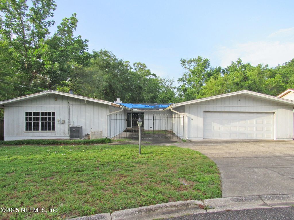 7134 ELECTRA Drive S, Jacksonville, FL 32210