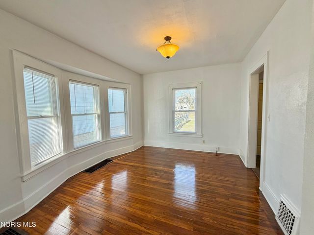 3359 N Detroit Avenue, Toledo, OH 43610