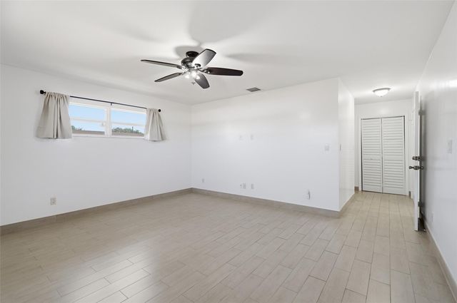 5015 SW 18th Street, West Park, FL 33023