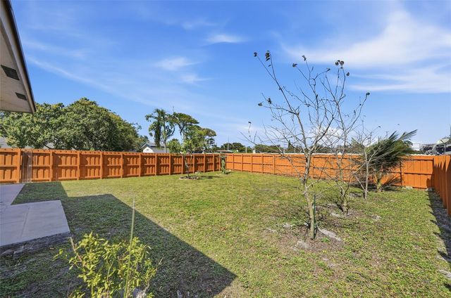 5015 SW 18th Street, West Park, FL 33023