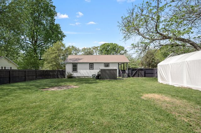 133 HAM STREET, Tullahoma, TN 37388