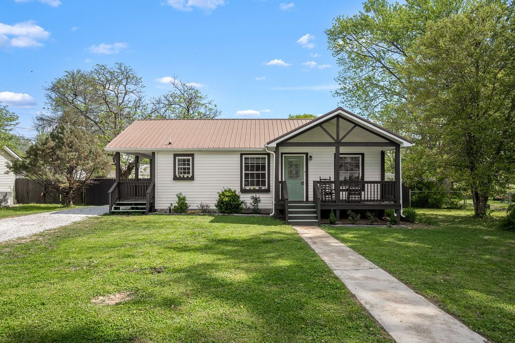 133 HAM STREET, Tullahoma, TN 37388