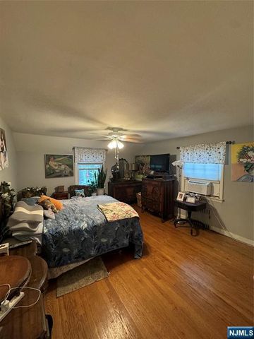 81 Grayson Place, Teaneck, NJ 07666
