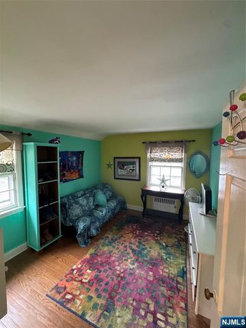 81 Grayson Place, Teaneck, NJ 07666