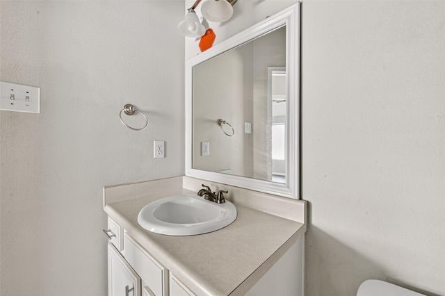 5615 Brookhollow Oaks Trail, Houston, TX 77084