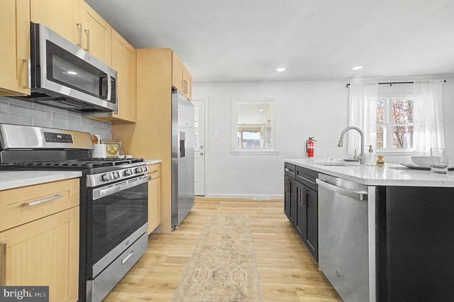 123 LILAC ST, Browns Mills, NJ 08015