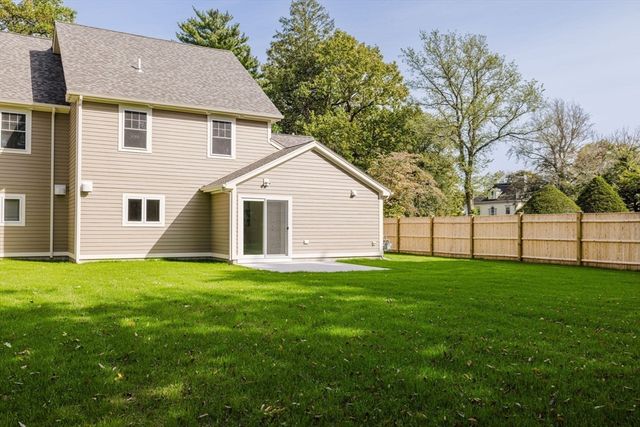 12 Chestnut St. A, Taunton, MA 02780