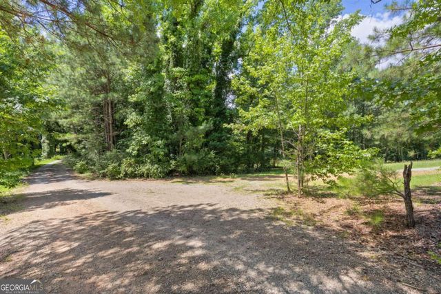 10861 Hutcheson Ferry Road, Chattahoochee Hills, GA 30268