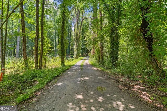 10861 Hutcheson Ferry Road, Chattahoochee Hills, GA 30268