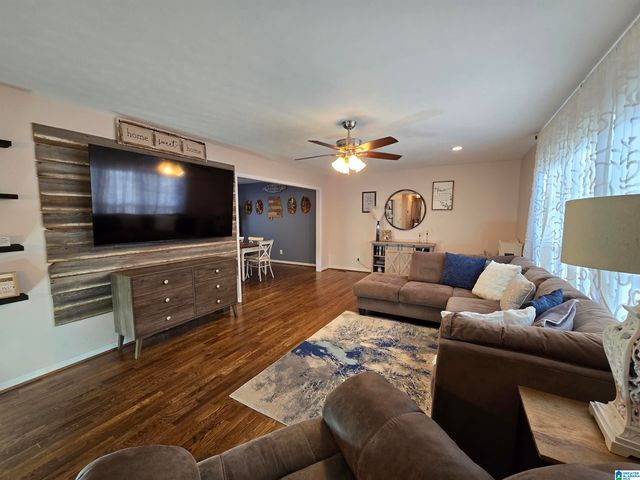 115 2ND STREET N, Pell City, AL 35125