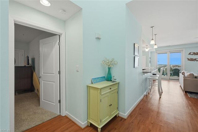 3700 Sandpiper Rd Apt 409, Virginia Beach, VA 23456