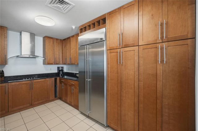 3700 Sandpiper Rd Apt 409, Virginia Beach, VA 23456