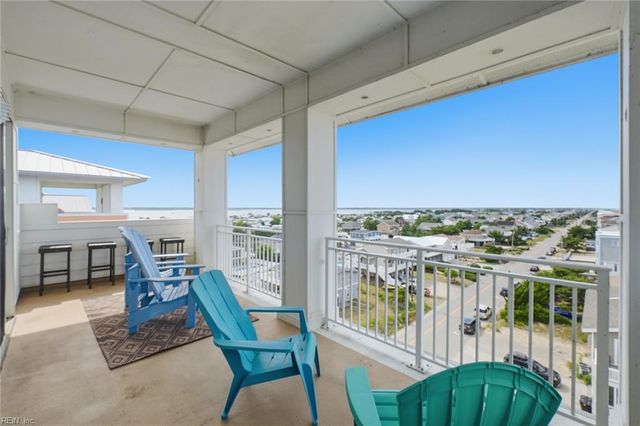 3700 Sandpiper Rd Apt 409, Virginia Beach, VA 23456