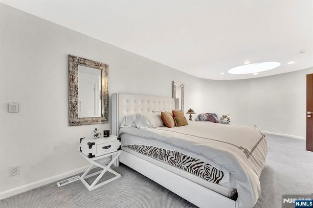 41 Park Way, West Orange, NJ 07052