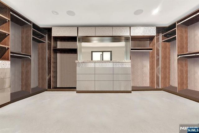 41 Park Way, West Orange, NJ 07052