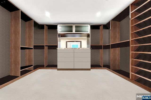 41 Park Way, West Orange, NJ 07052