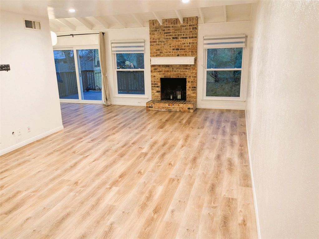 8901 Trone CIR C, Austin, TX 78758