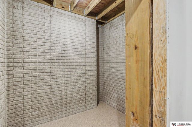 2537 S 102nd Street, Lincoln, NE 68520