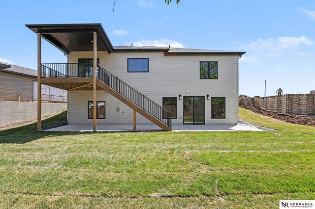 2537 S 102nd Street, Lincoln, NE 68520