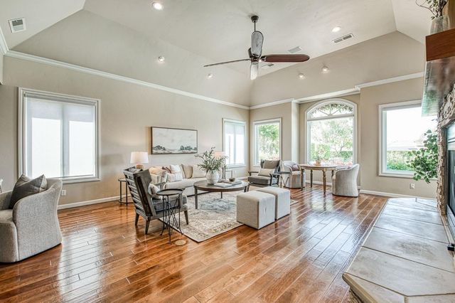 7661 N Pleasant Avenue, Fresno, CA 93711