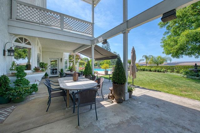 7661 N Pleasant Avenue, Fresno, CA 93711