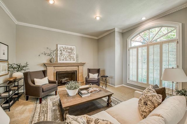 7661 N Pleasant Avenue, Fresno, CA 93711