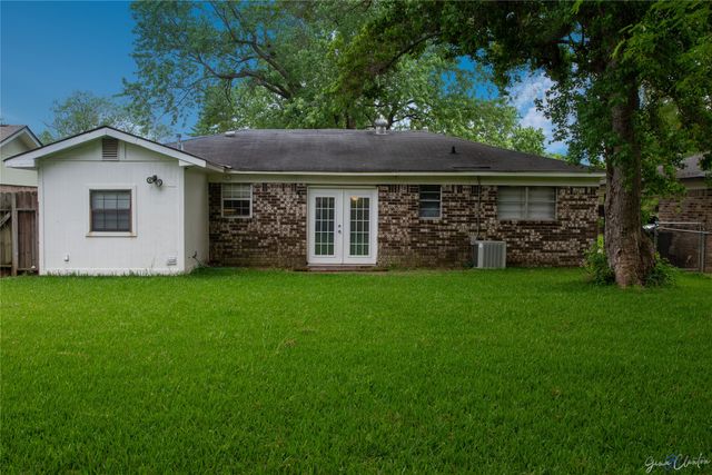 2037 Orbit Drive, Bossier City, LA 71112