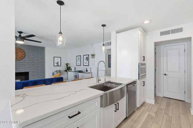 1870 E TULANE Drive, Tempe, AZ 85283