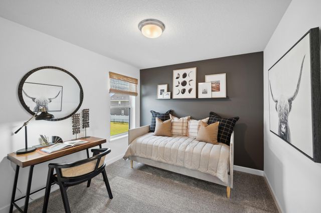 10725 Hemingway Avenue S, Cottage Grove, MN 55016