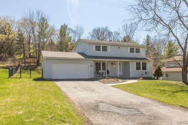 4579 Red Fox Drive, Manlius, NY 13104