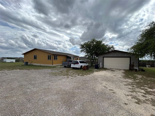 205 Montrose DR, Liberty Hill, TX 78642