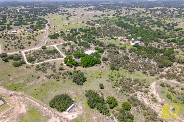 6250 Green Oaks Drive, Christoval, TX 76935