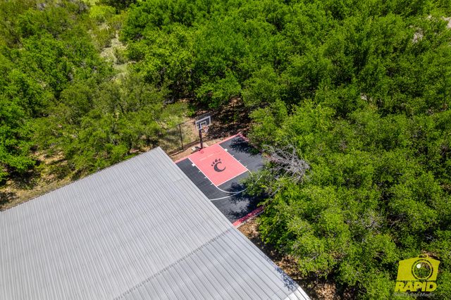 6250 Green Oaks Drive, Christoval, TX 76935