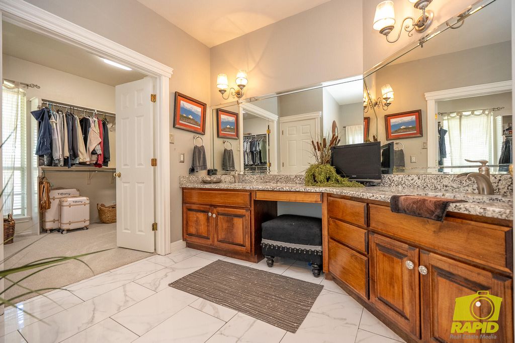 Image 24 of property listing at 6250 Green Oaks Drive, Christoval, TX 76935