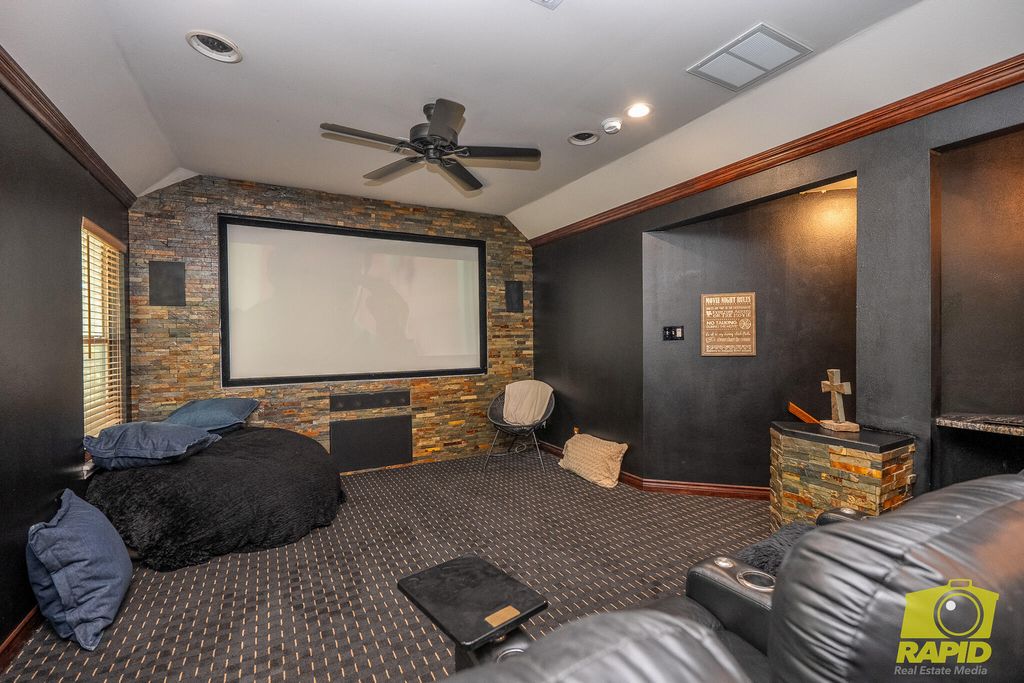 Image 40 of property listing at 6250 Green Oaks Drive, Christoval, TX 76935