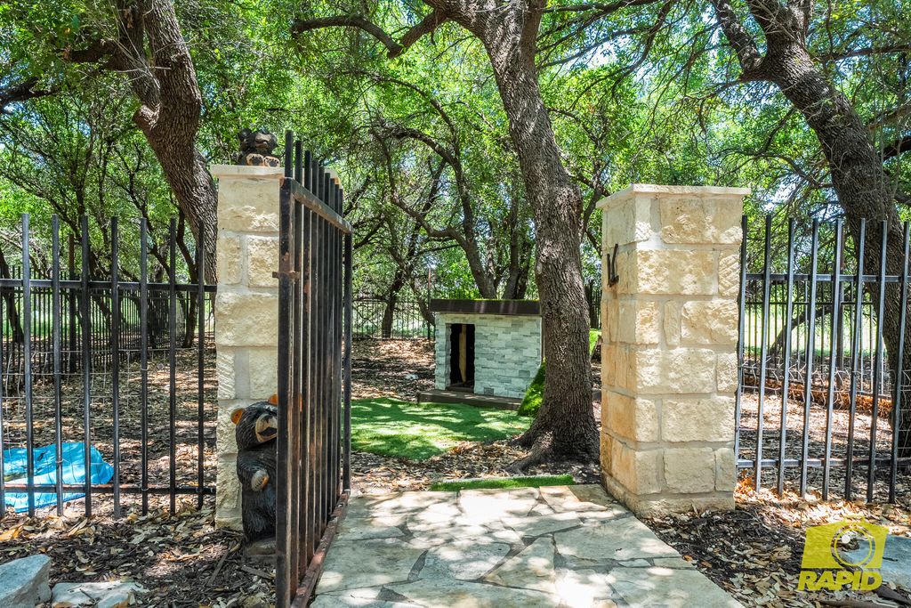 Image 56 of property listing at 6250 Green Oaks Drive, Christoval, TX 76935