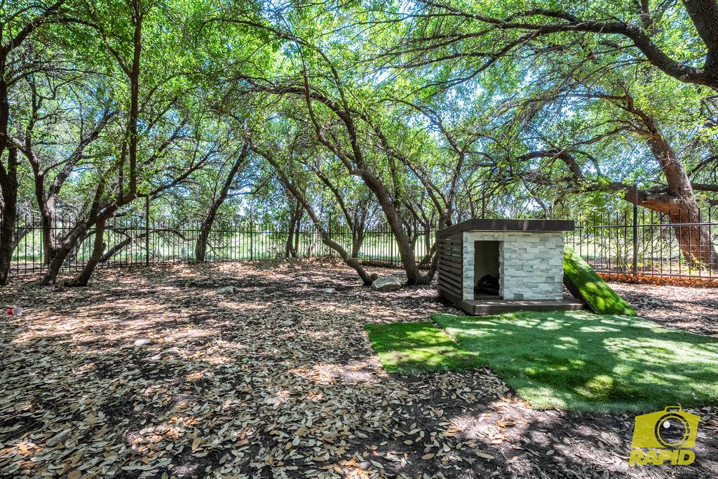 Image 57 of property listing at 6250 Green Oaks Drive, Christoval, TX 76935