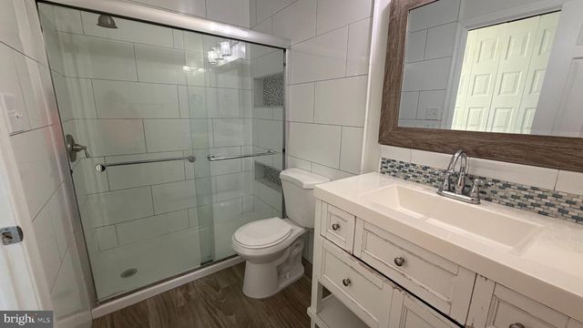 1502 CERRITOS CT, Vienna, VA 22182
