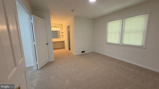 1502 CERRITOS CT, Vienna, VA 22182