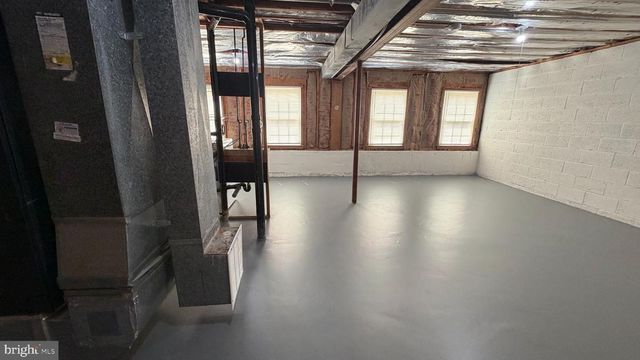 1502 CERRITOS CT, Vienna, VA 22182