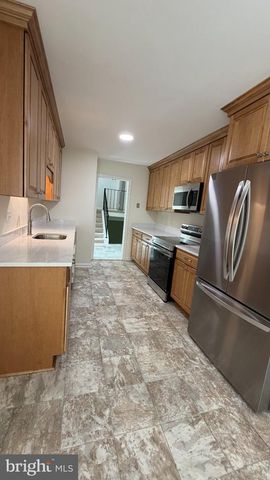 1502 CERRITOS CT, Vienna, VA 22182