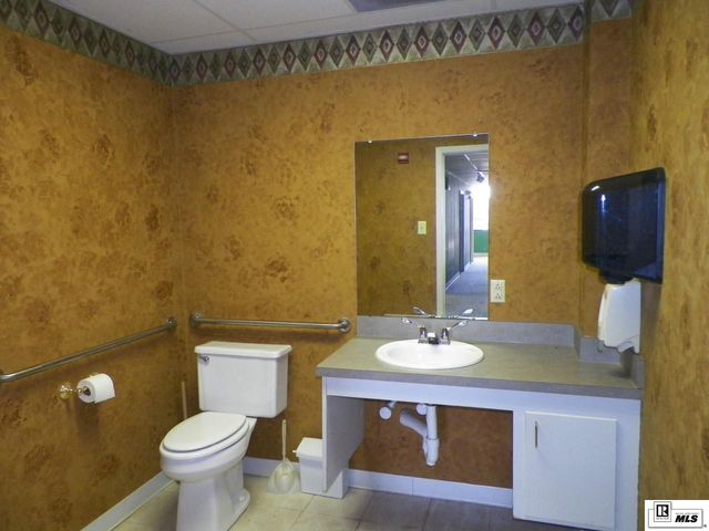 2424 OLD STERLINGTON ROAD, Monroe, LA 71203