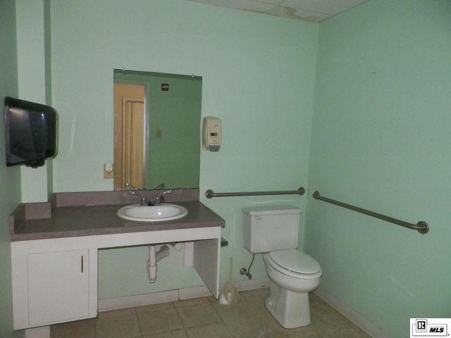 2424 OLD STERLINGTON ROAD, Monroe, LA 71203