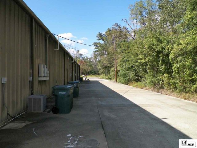 2424 OLD STERLINGTON ROAD, Monroe, LA 71203