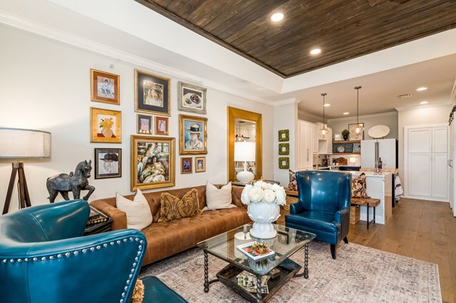 309 Seven Springs Way Apt 403, Brentwood, TN 37027