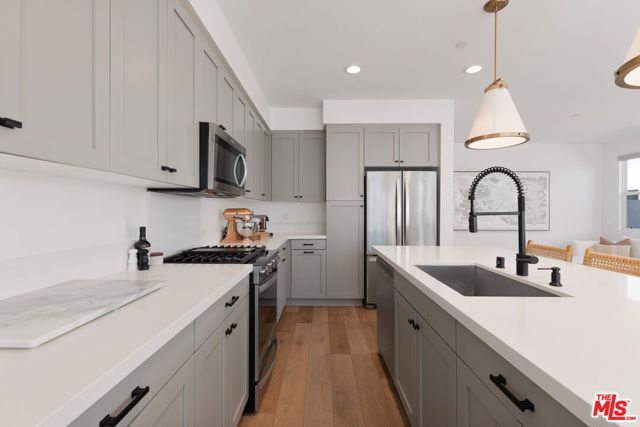 2923 Exposition Place 1, Los Angeles, CA 90018