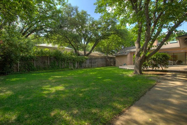 5946 Desco Drive, Dallas, TX 75225