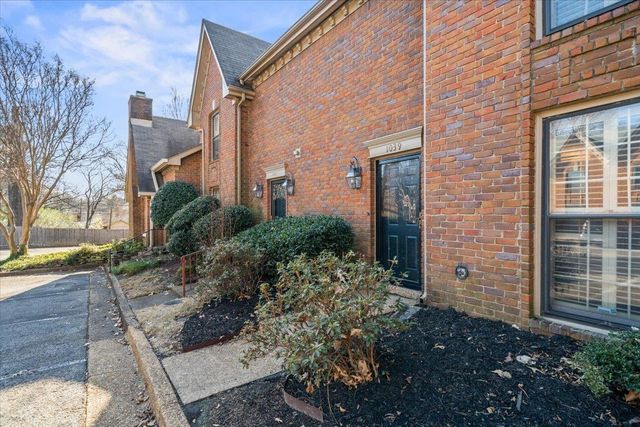 1039 PARK COURT DR, Memphis, TN 38119