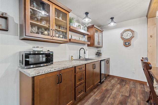 4807 PAHLMEYER DR, Rapid City, SD 57703