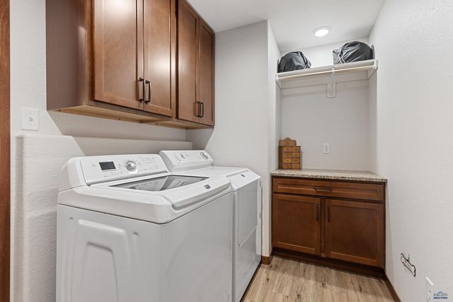 4807 PAHLMEYER DR, Rapid City, SD 57703